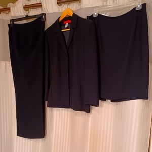 3 piece black Ann Klein suit. Fully lined size 12.